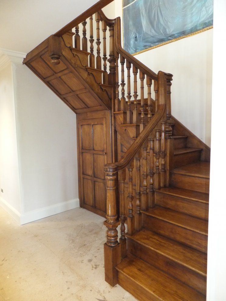 Oak Staircases | Distinctive Country Furniture Limited - Makers of